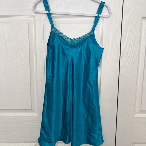 Teal Slip - Picture 3 of 4